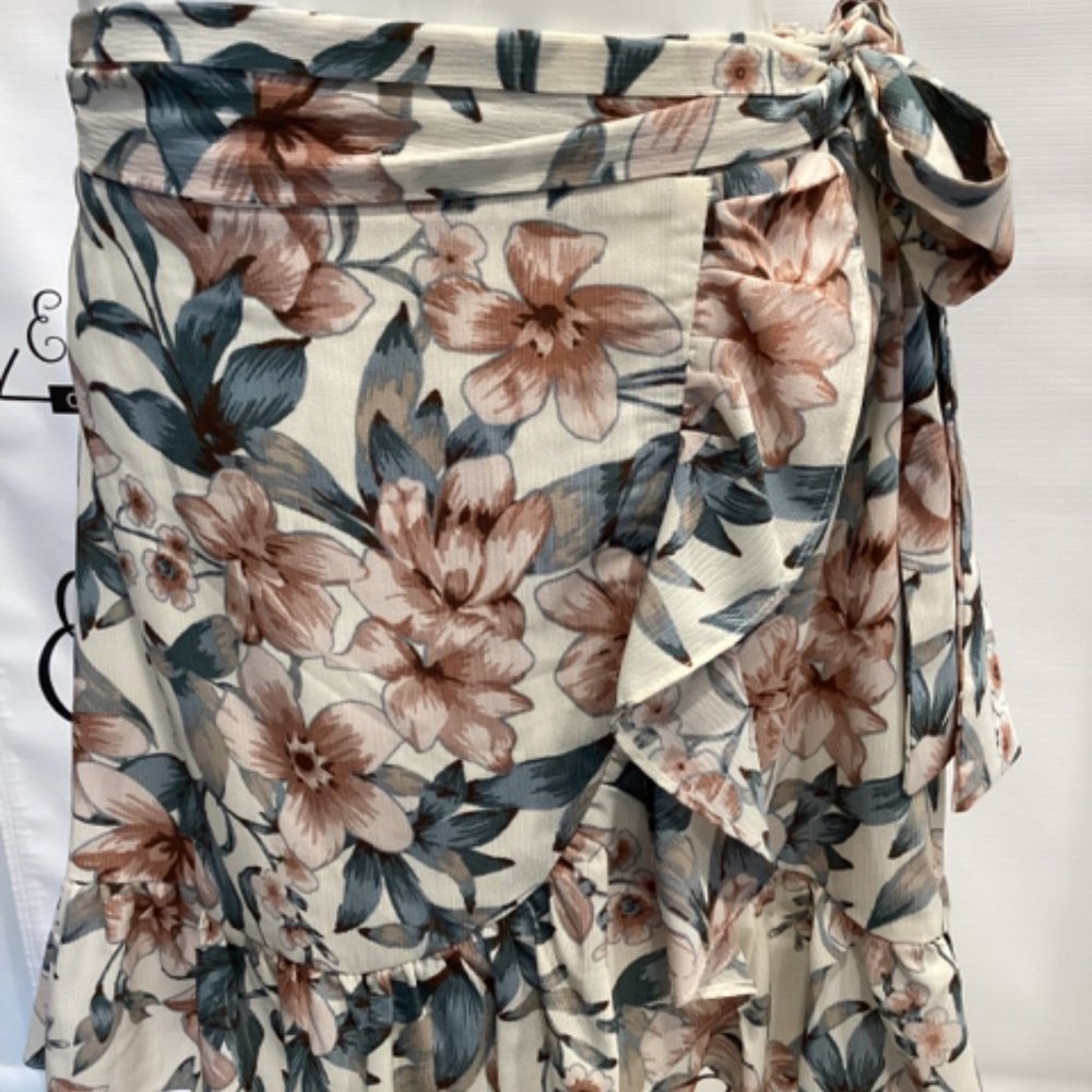 JOA MINI FLORAL RUFFLE SZ M SKIRT
